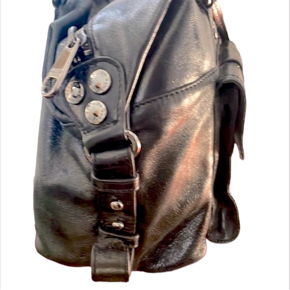 BADGLEY MISCHKA➕Leather & Chain Handbag - Picture 3 of 7